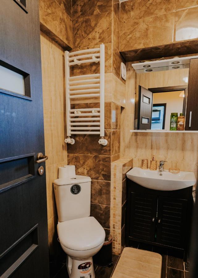Carla'S Studio Central Palas, Airport Shuttle Iasi Exterior foto